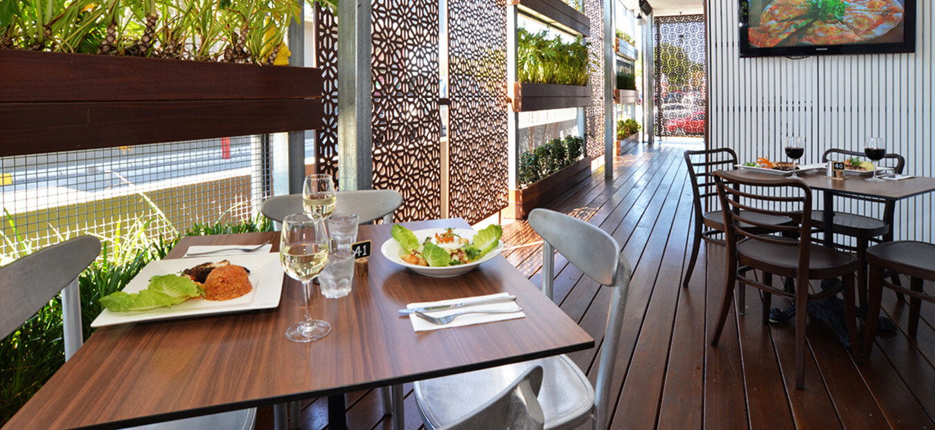 Brisbane Restaurant Outdoor Dining Area - Aspley Central Tavern